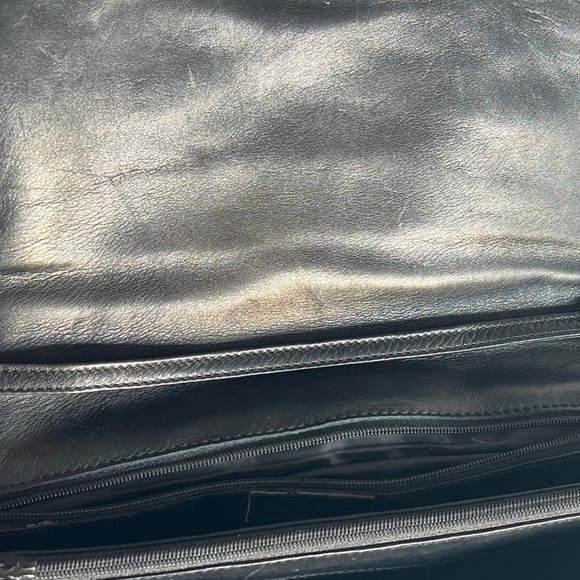 Fendi  Lambskin Black Crossbody Bag - Picture 4 of 7